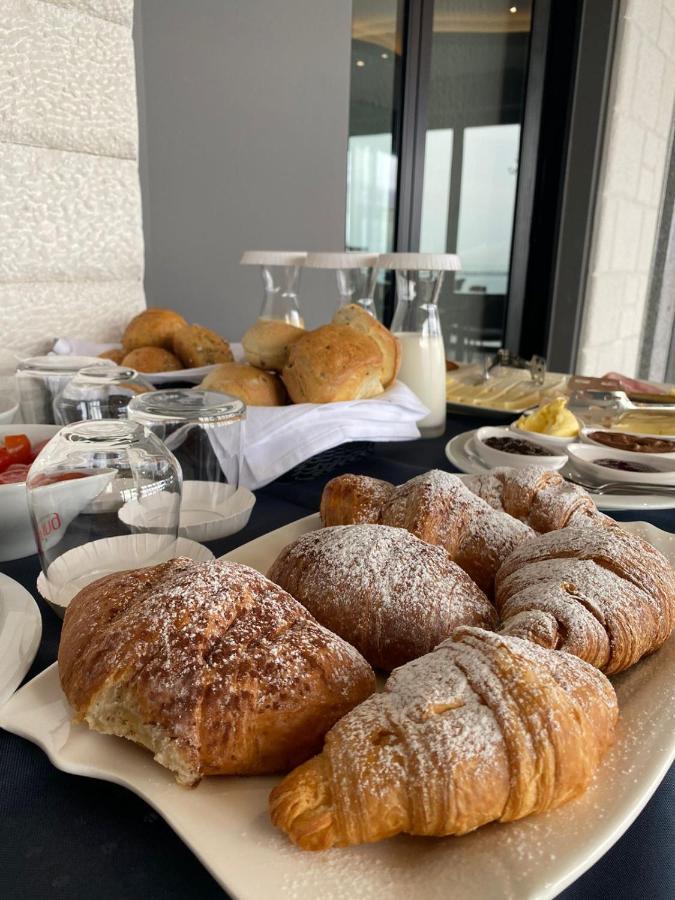 Belvedere Hotel & Spa Vlorë 外观 照片