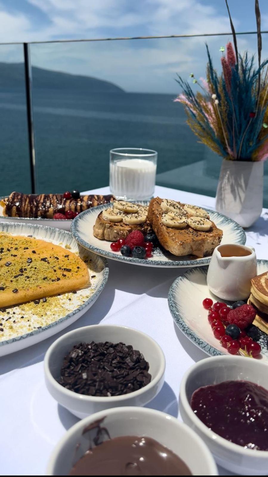Belvedere Hotel & Spa Vlorë 外观 照片