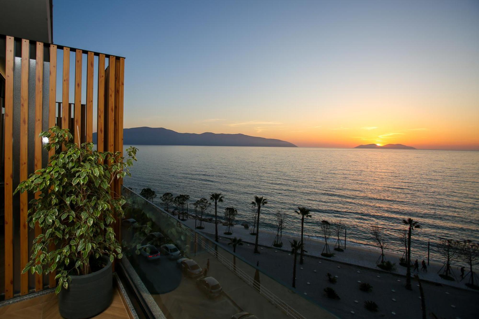 Belvedere Hotel & Spa Vlorë 外观 照片